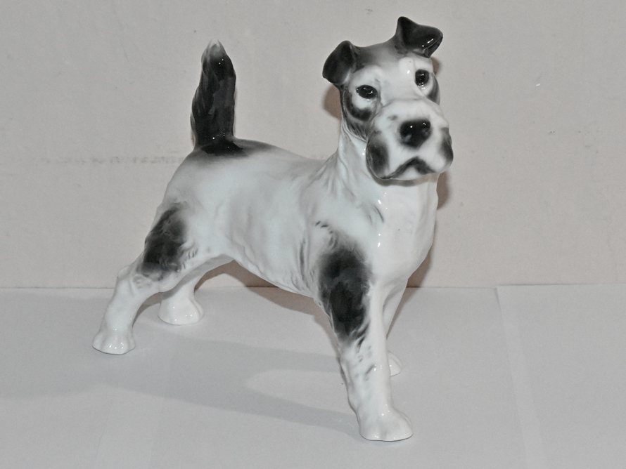 pes - foxteriér, styl Rosenthal