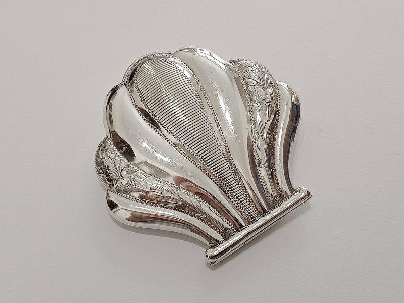 Art Deco pudřenka - mořská mušle, Ag 835/1000, 70 g, I. ČSR