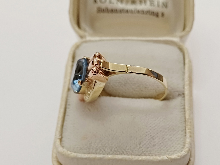 zlatý prsten se safírem, Au 585/1000, 14 kt, Art Deco, I.ČSR