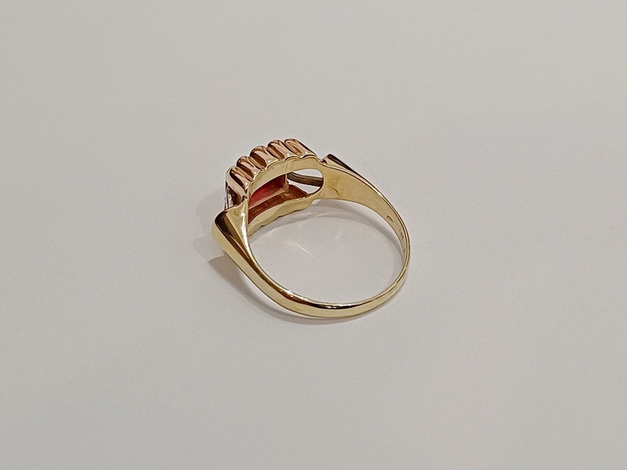 zlatý dámský prsten s rubínem, Au 585/1000, 14 kt, Art Deco, I.ČSR