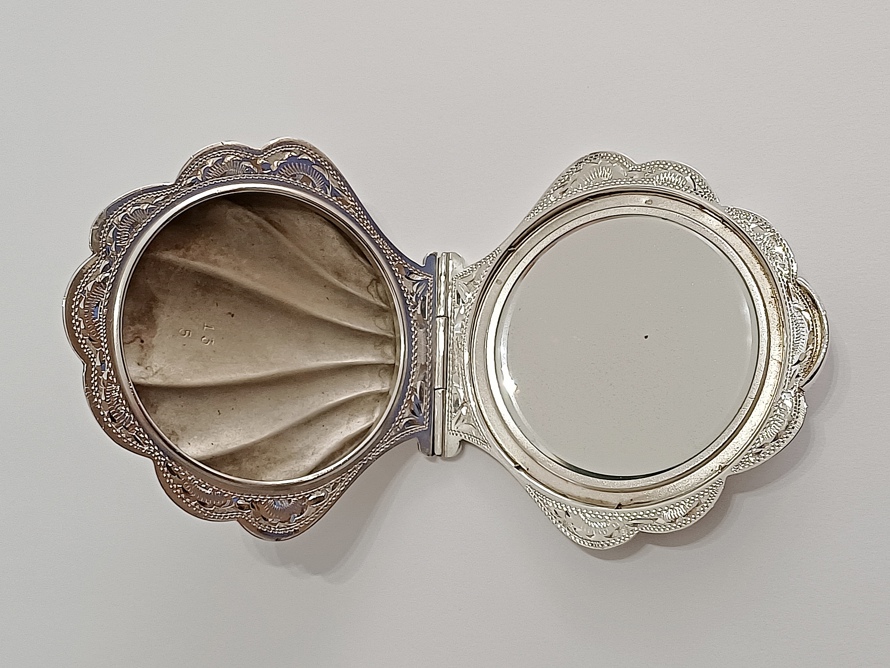 Art Deco pudřenka - mořská mušle, Ag 835/1000, 70 g, I. ČSR