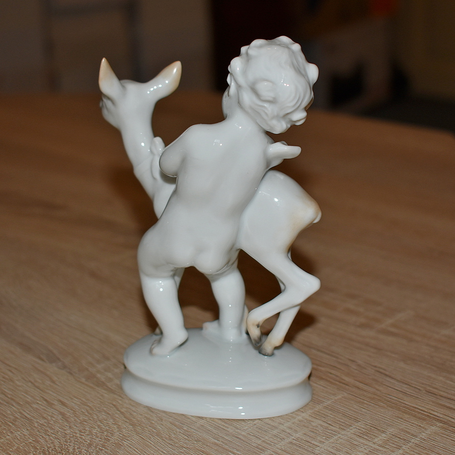 Putto s kolouchem Rosenthal