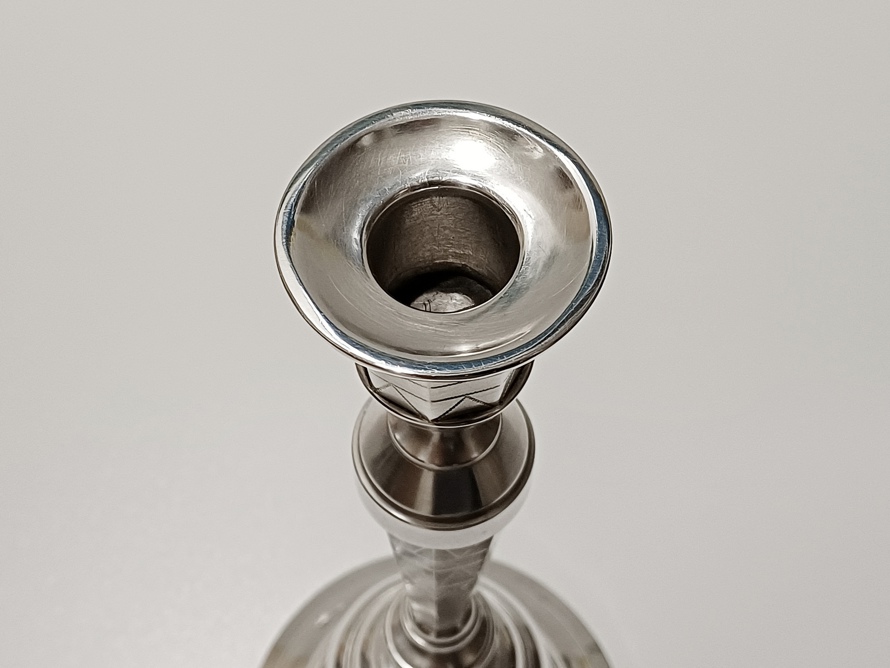 Svícen Art Deco , stříbro Ag 800/1000, 224 g, I. ČSR, kubismus