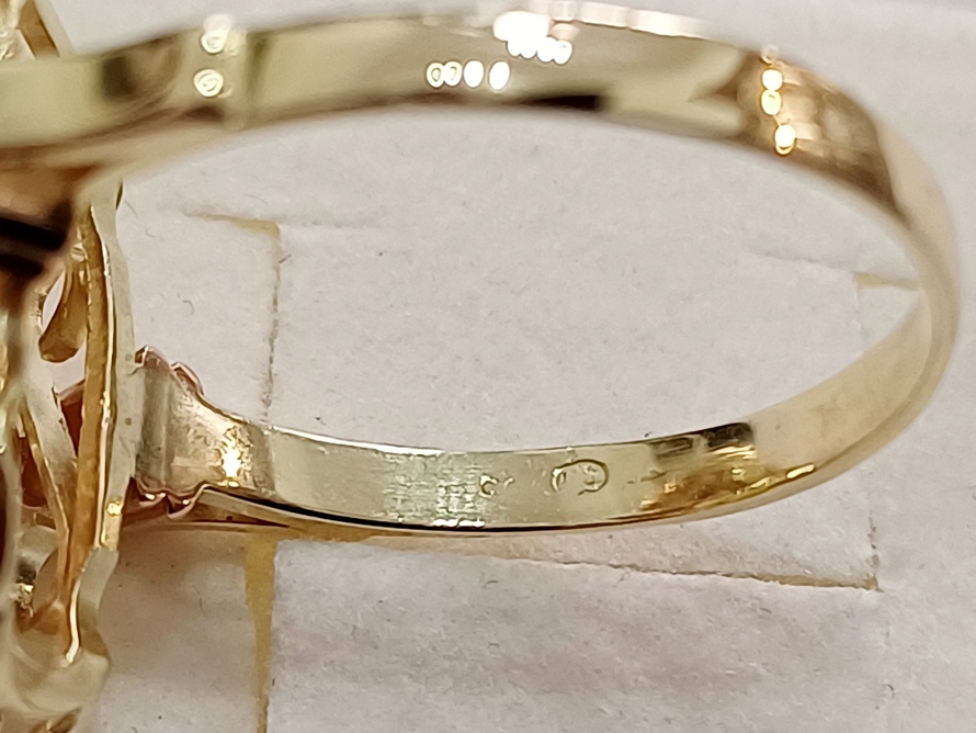 dámský zlatý prsten, citrín, ryzost Au 585/1000, 14 kt, 5,69 g, I.ČSR, lvíček