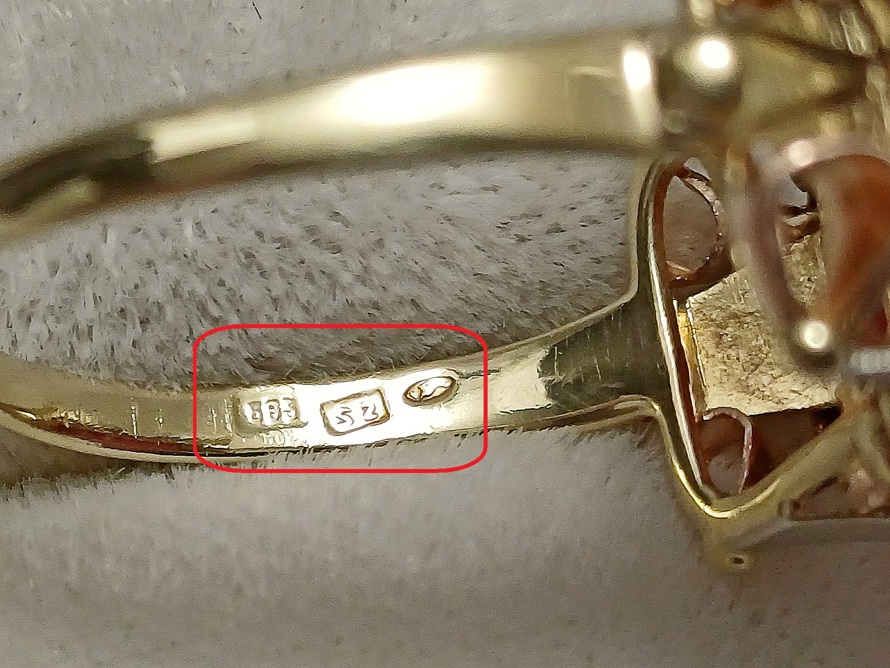 zlatý dámský prsten s rubínem, Au 585/1000, 14 kt, Art Deco, I.ČSR