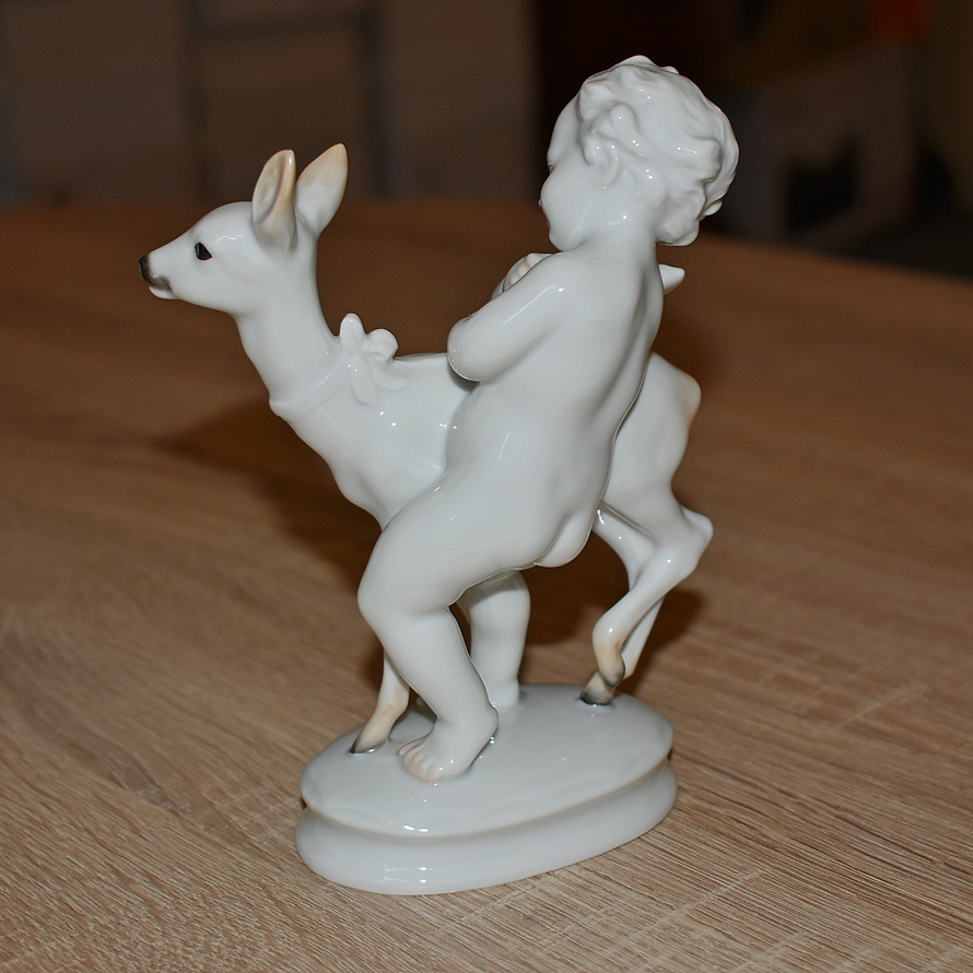 Putto s kolouchem Rosenthal